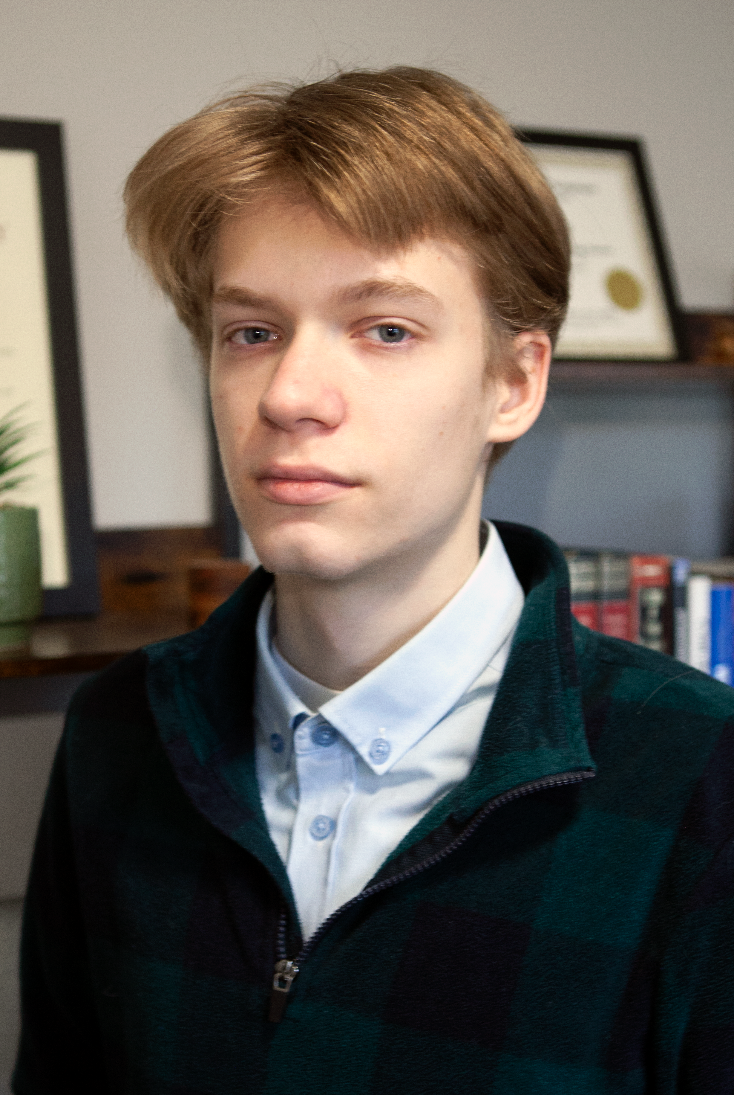 About Artyom Svetlichnyy - IT Support